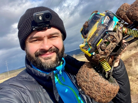 RC auto RMT Monster Tornado